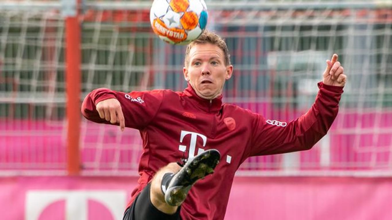 Trainer Julian Nagelsmann wird vom ehemaligen Bayern-Boss gelobt.