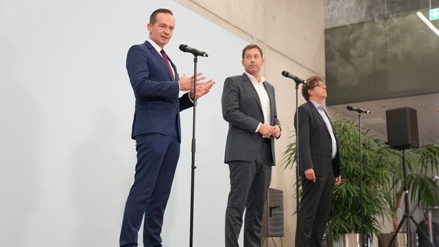 Grünen-Bundesgeschäftsführer Michael Kellner (r. Grünen-Bundesgeschäftsführer Michael Kellner (r.