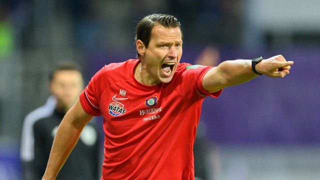 Marc Hensel wird den FC Erzgebirge Aue gemeinsam mit Carsten Müller trainieren. Marc Hensel wird den FC Erzgebirge Aue gemeinsam mit Carsten Müller trainieren.