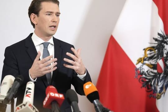 Bundeskanzler Sebastian Kurz gibt im Kanzleramt in Wien ein Statement zur Regierungskrise.