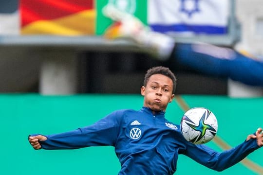 Wurde positiv auf das Coronavirus getestet und musste von der U21 abreisen: Roberto Massimo.