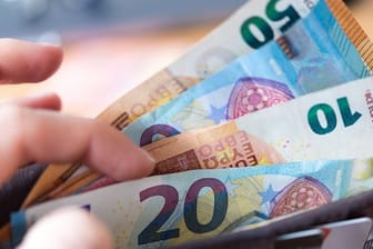 Drei Euro mehr: Die Hartz-IV-Sätze steigen im kommenden Jahr.