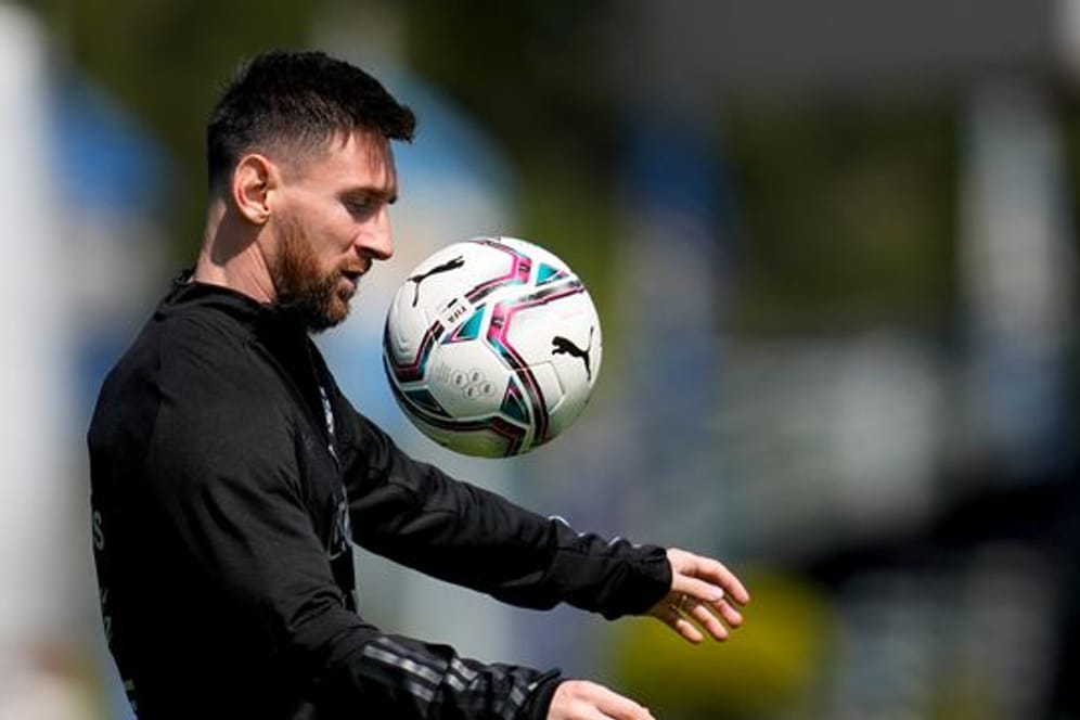 Befindet sich bei seinem neuen Club Paris Saint-Germain noch in der Kennenlern-Phase: Lionel Messi.