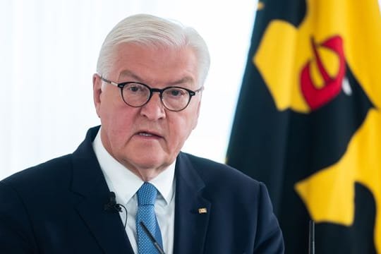 Bundespräsident Steinmeier besucht heute das Ahrtal, das von der Flutkatastrophe betroffen war.