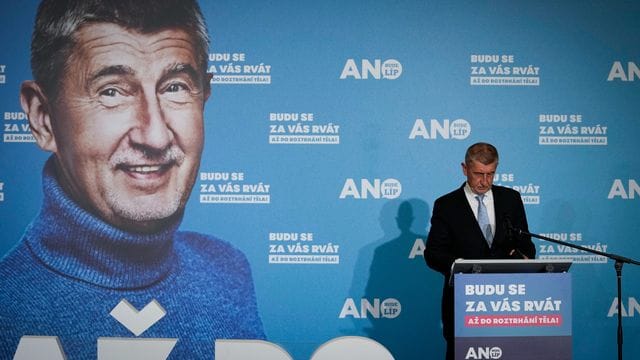 Obwohl Andrej Babis eine Wahlniederlage zugab, könnte er den Regierungsauftrag erhalten. Obwohl Andrej Babis eine Wahlniederlage zugab, könnte er den Regierungsauftrag erhalten.