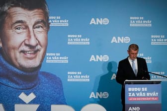 Obwohl Andrej Babis eine Wahlniederlage zugab, könnte er den Regierungsauftrag erhalten.