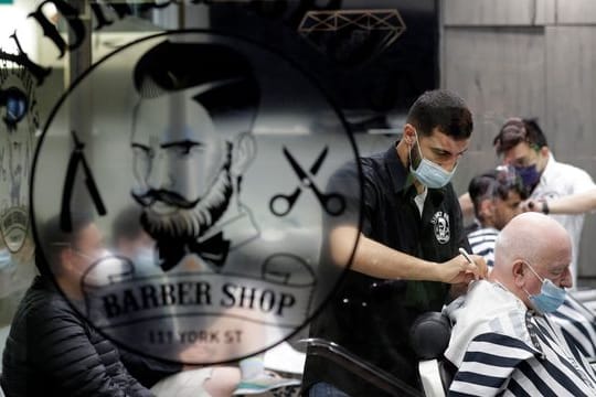 Großer Andrang herrschte nach Ende des Lockdowns vor allem in den Friseursalons.