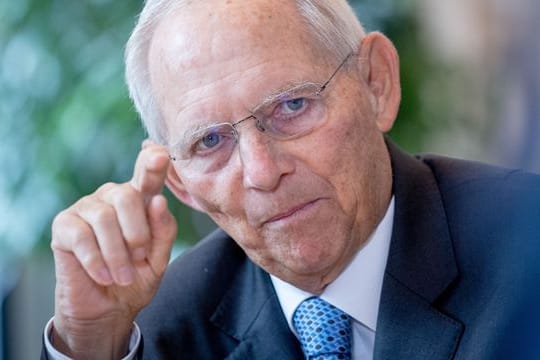 Wolfgang Schäuble (CDU), Bundestagspräsident, im Gespräch mit der Deutschen Presse-Agentur.