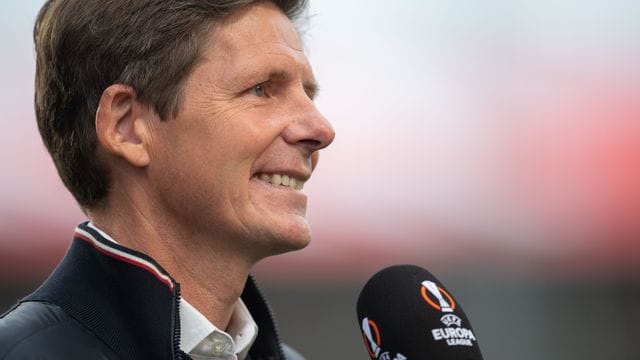 Erhofft sich einen Extra-Schub durch die Frankfurter Fans: Eintracht-Coach Oliver Glasner. Erhofft sich einen Extra-Schub durch die Frankfurter Fans: Eintracht-Coach Oliver Glasner.