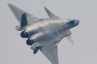 Chinesischer Kampfjet: Die Militäraktionen verstärken die Spannungen um Taiwan.