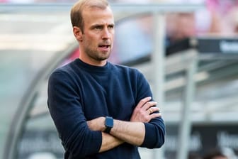 Will sich trotz des bescheidenen Saisonstartes nicht unter Druck setzten: Hoffenheim-Coach Sebastian Hoeneß.