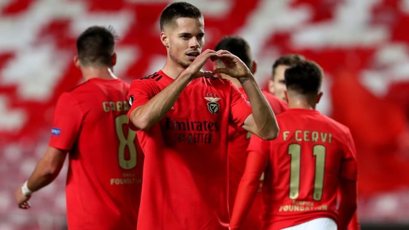Will wieder ins DFB-Team: Julian Weigl feiert ein Tor für Benfica Lissabon.