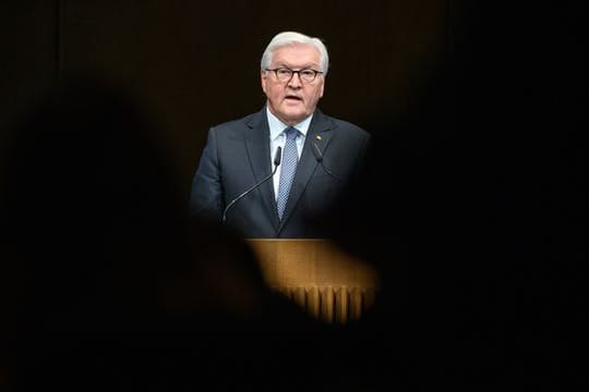 Bundespräsident Frank-Walter Steinmeier hat dazu aufgerufen, Antisemitismus entgegenzutreten.