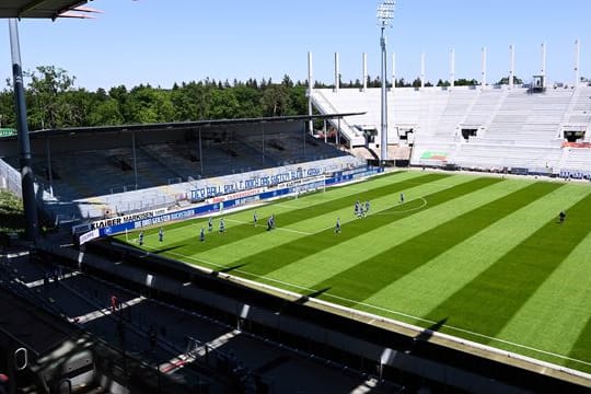 Der Karlsruher SC setzt bei den Besuchern im heimischen Wildparkstadion künftig auf 2G.