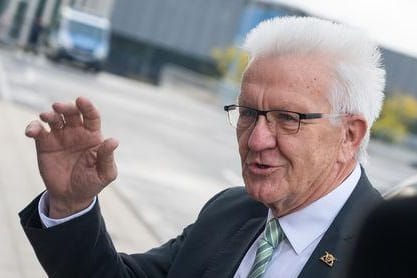 Grünen-Politiker Winfried Kretschmann: "Das Tempolimit hat für den Klimaschutz eine mindere Bedeutung." (Archivbild)