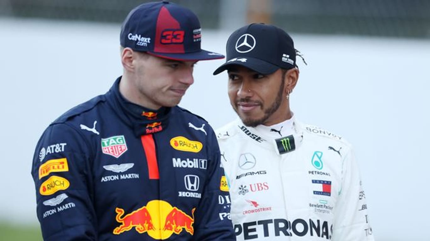 Konkurrenten um den WM-Titel: Max Verstappen (l) und Lewis Hamilton.
