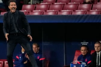 Kein Freund des Handschlags nach dem Spiel: Atleticos Trainer Diego Simeone agiert sehr emotional.