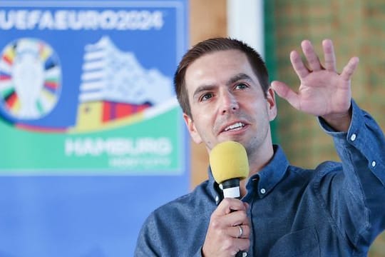 Ex-Nationalspieler Philipp Lahm hofft auf ein erfolgreiches WM-Abschneiden der DFB-Elf.