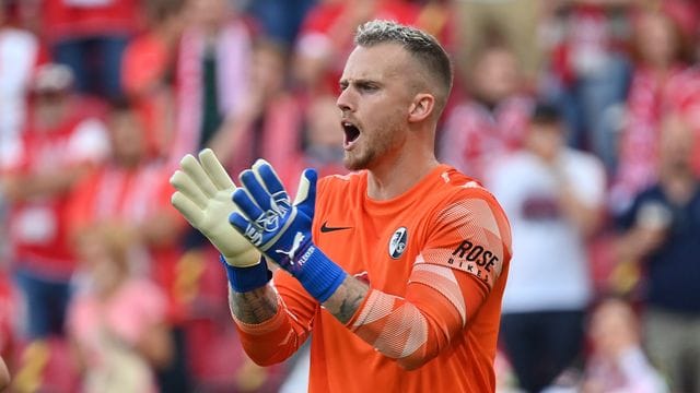 Freiburgs Torwart Mark Flekken ist erstmals für die niederländische Nationalmannschaft berufen worden. Freiburgs Torwart Mark Flekken ist erstmals für die niederländische Nationalmannschaft berufen worden.