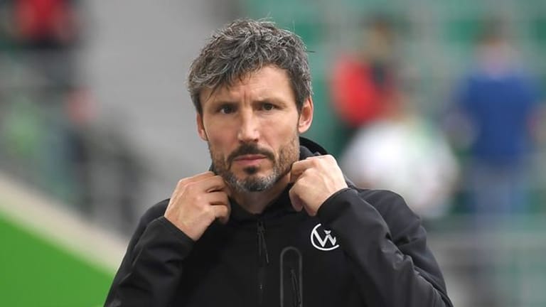 Ist nicht mehr Trainer beim VfL Wolfsburg: Mark van Bommel.