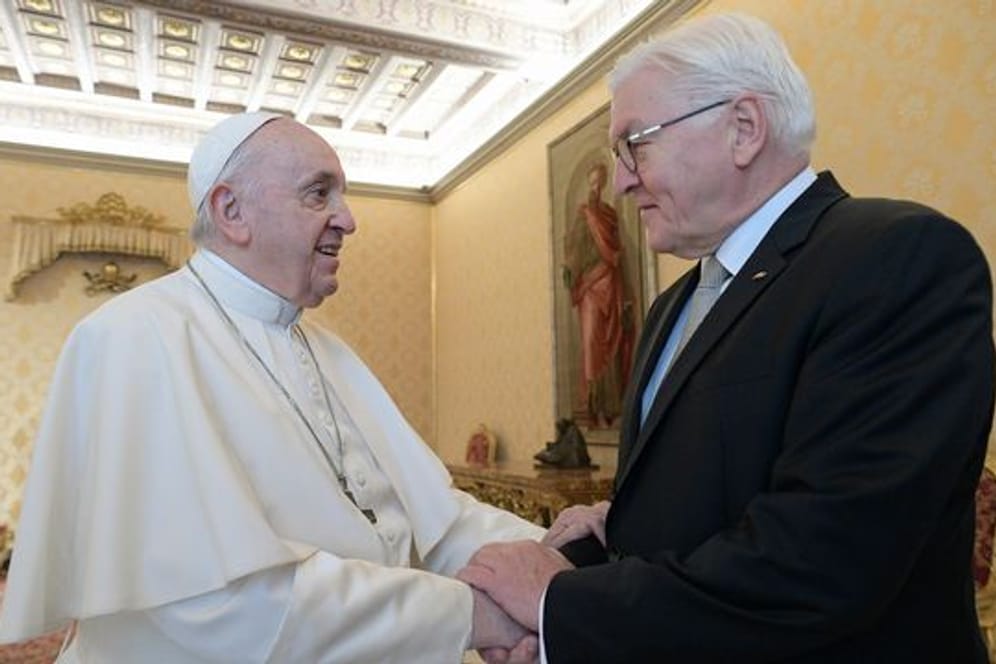 Papst Franziskus empfängt Bundespräsident Frank-Walter Steinmeier.