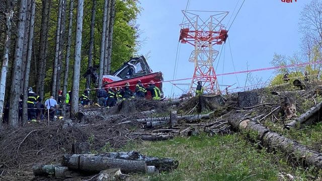 Nach der Seilbahn-Katastrophe Ende Mai 2021 hat das Familiengericht in Tel Aviv die Rückkehr des einzigen Überlebenden nach Italien angeordnet.