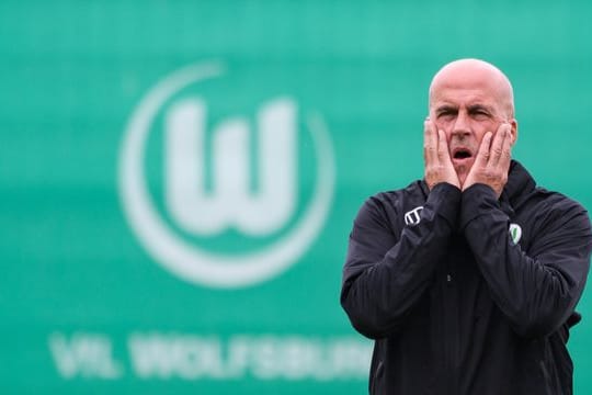 Leitet übergangsweise das Training beim VfL Wolfsburg: Michael Frontzeck.