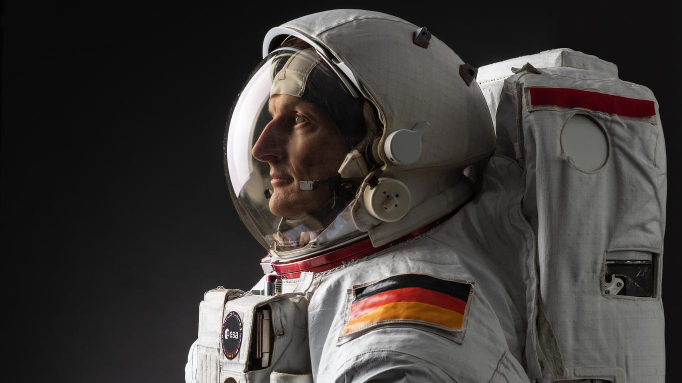 Astronaut Matthias Maurer in seinem Raumanzug: An Bord der ISS hat er viele Aufgaben abzuarbeiten.
