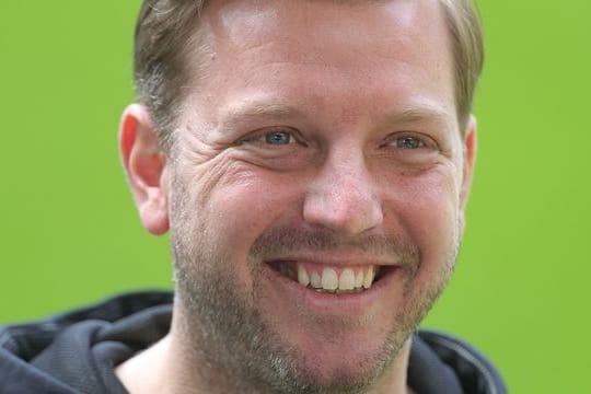Ist voller Tatendrang beim VfL Wolfsburg gestartet: Trainer Florian Kohfeldt.