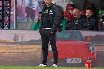 Fürths Trainer Stefan Leitl steht unter Druck.