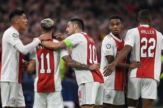 Ajax Amsterdam musste sich vor dem Rückspiel gegen Dortmund mit einem Remis in de Liga zufrieden geben.