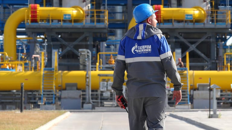 Gazprom-Anlage am Startpunkt der umstrittenen Pipeline: Noch fließt durch Nord Stream 2 kein Gas nach Deutschland.