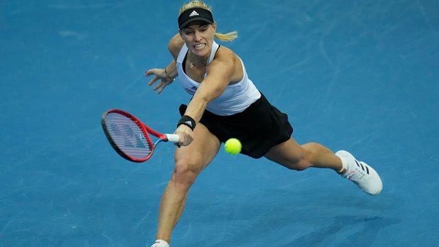 Angelique Kerber aus Deutschland in Aktion beim Billie Jean King Cup in Prag. Angelique Kerber aus Deutschland in Aktion beim Billie Jean King Cup in Prag.