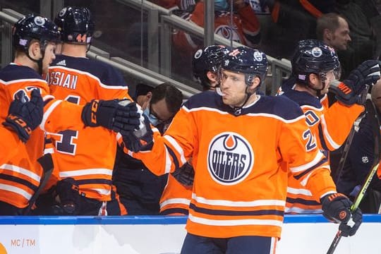 Leon Draisaitl (29) war der gefeierte Mann beim Oilers-Sieg gegen Seattle.