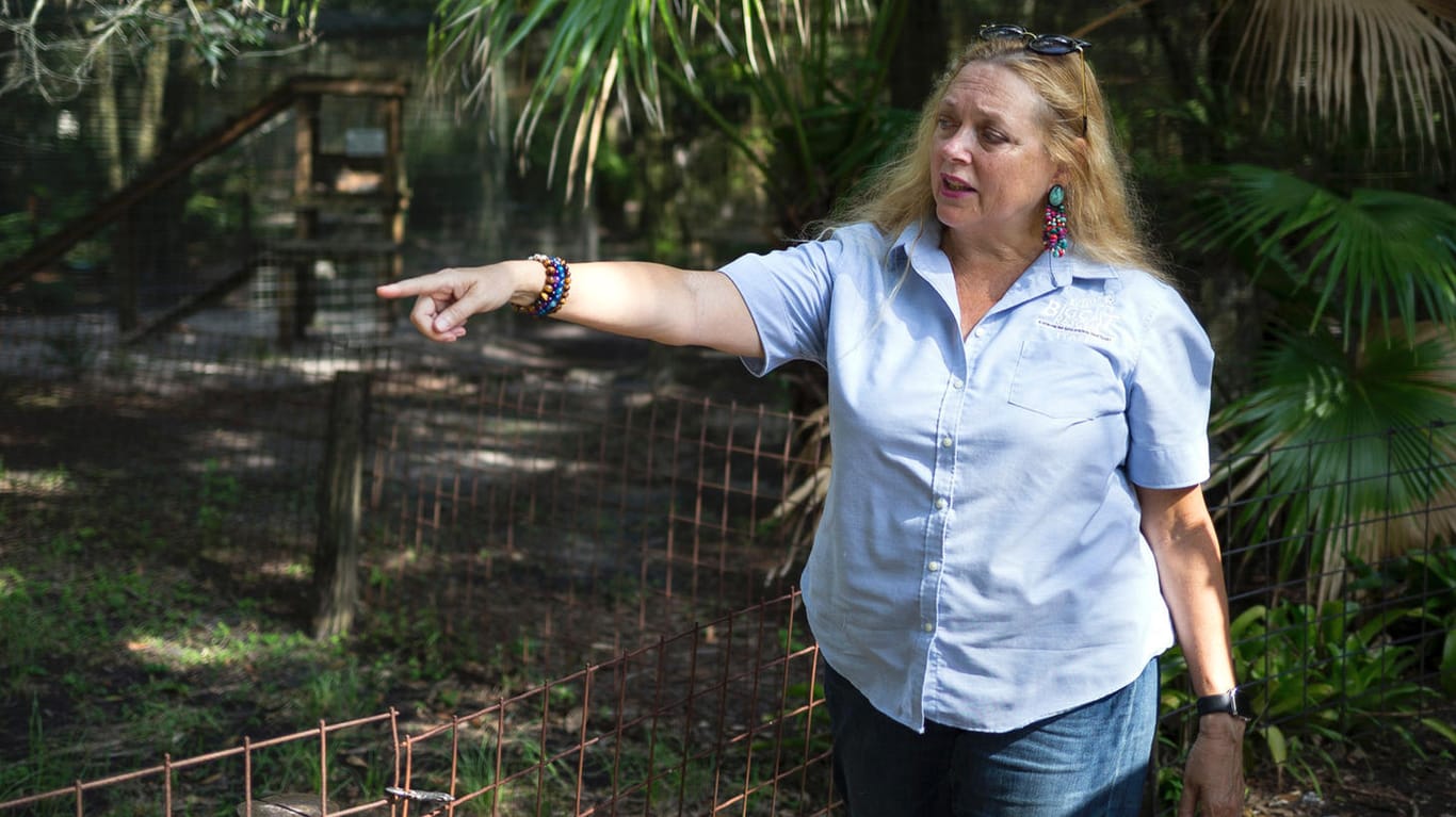 "Tiger Kind": Die Tierschützerin Carole Baskin, die das Großkatzen-Tierheim "Big Cat Rescue" betreibt, verklagt laut Medienberichten den Streaminganbieter Netflix.