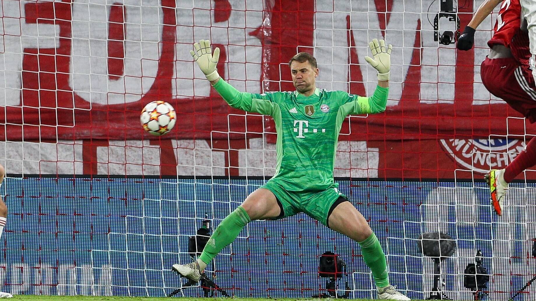 Manuel Neuer: Nach einer Viertelstunde geschlagen – doch Benficas Pizzi stand bei der Vorarbeit im Abseits. Beim ersten Gegentreffer war der Weltmeister machtlos, beim zweiten noch dran. Zum ersten Mal in dieser Champions-League-Saison musste der 35-jährige Torwart hinter sich greifen. Spektakulär: Durch seinen weiten Abschlag vor dem 5:2 bekam er einen Assist zugesprochen. Note 3