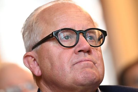 Der ehemalige DFB-Chef Fritz Keller kritisiert erneut Interimspräsident Rainer Koch.