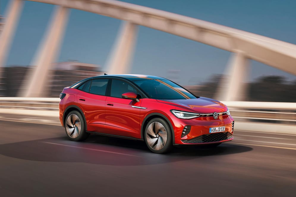 Schräge Linie: VW rollt das elektrische SUV-Coupé ID5 Anfang 2022 auf die Straße.