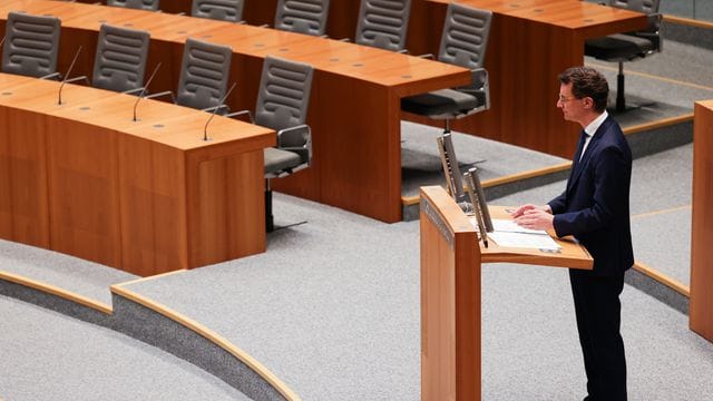 Hendrik Wüst (CDU) Hendrik Wüst (CDU)