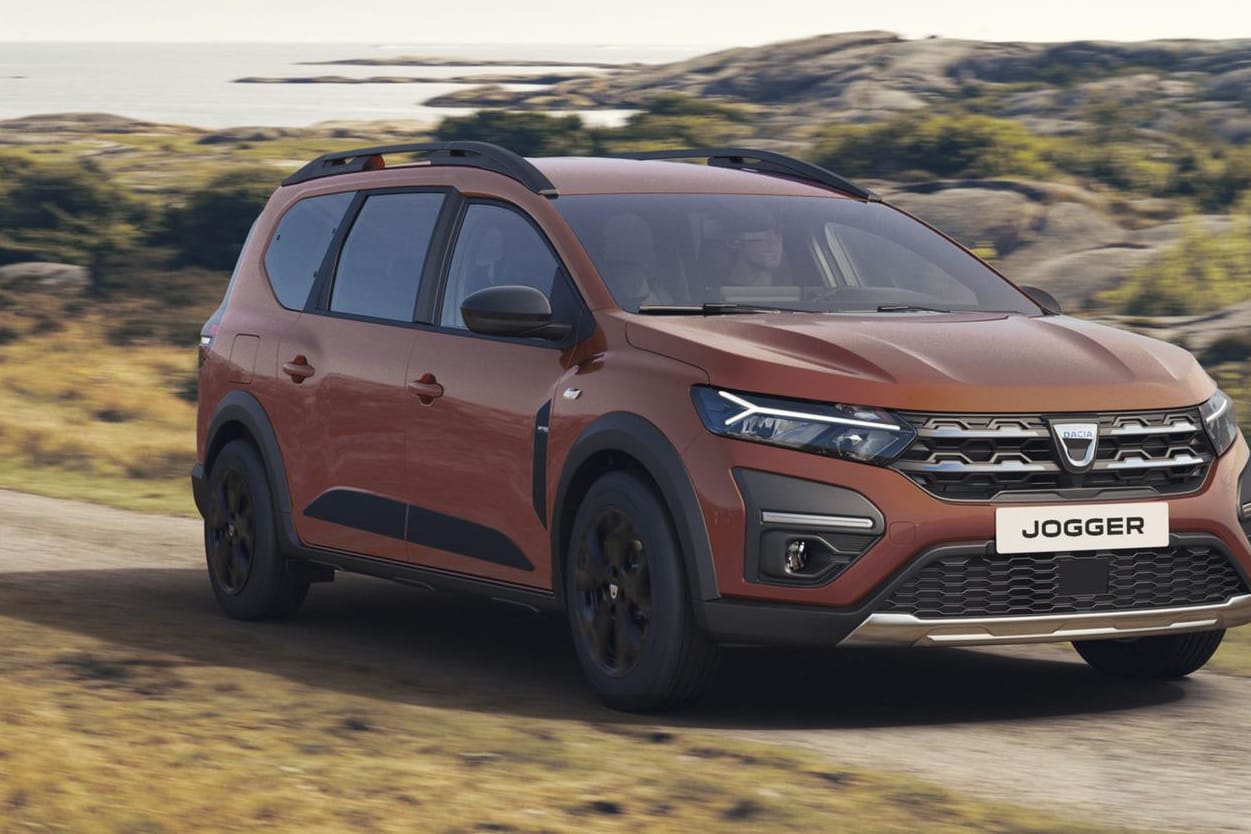 Rustikaler Familientransporter: Der Dacia Jogger in Offroad-Optik bietet sieben Sitze, verzichet aber auf Allradantrieb.