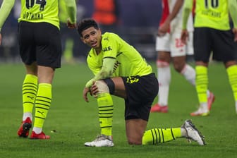 Jude Bellingham und Borussia Dortmund verloren nach einstündiger Unterzahl gegen Ajax Amsterdam.