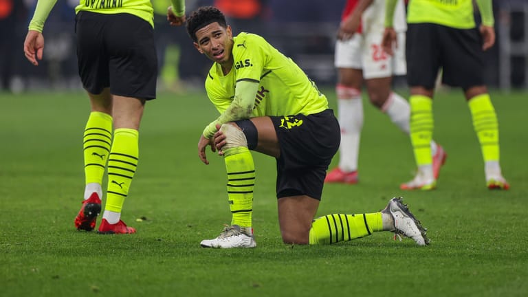 Beim 1:3 gegen Ajax erlebt Borussia Dortmund einen bitteren Abend. Trotzdem können einige Akteure überzeugen – nur einer steht völlig neben sich. Die Einzelkritik.