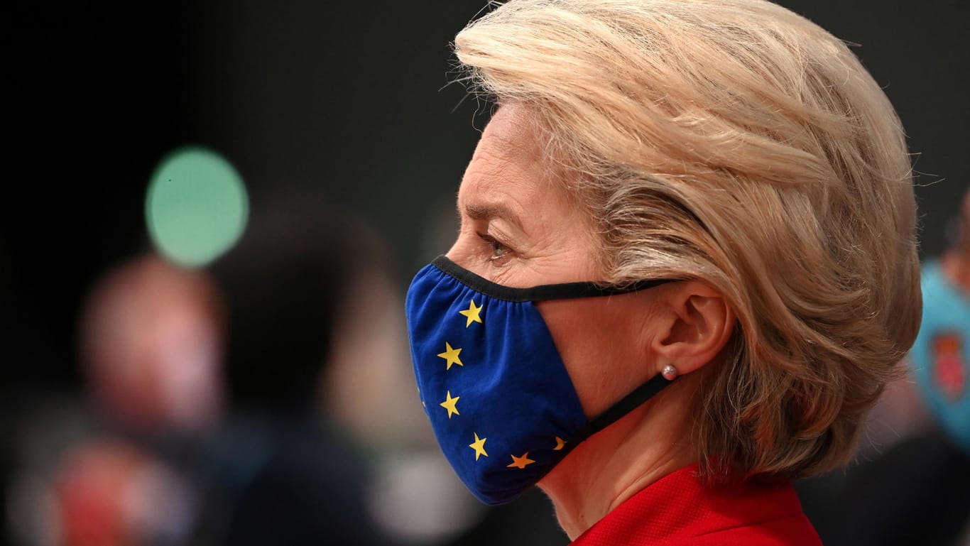 Ursula von der Leyen in Glasgow: Die EU-Kommissionspräsidentin steht wegen einem Kurzflug in der Kritik.