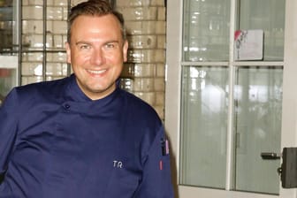 Tim Raue vor seinem Laden in Berlin Kreuzberg: Aktuell ist das Restaurant unter den 31 besten der Welt.