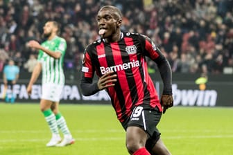 Moussa Diaby: Der Franzose schnürt gegen Betis den Doppelpack.