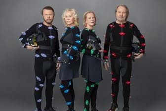 Björn Ulvaeus (l-r), Agnetha Fältskog, Benny Andersson und Anni-Frid Lyngstad, Mitglieder der schwedischen Popgruppe Abba.
