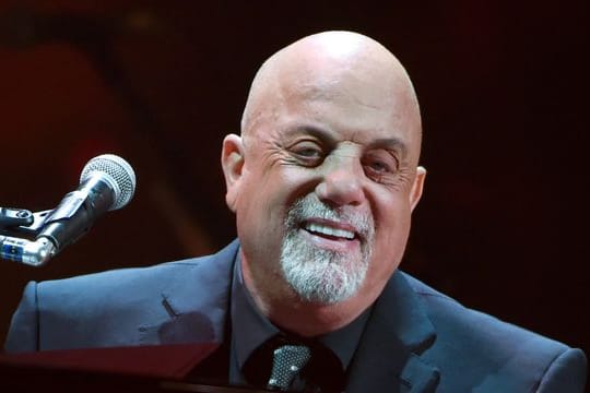 Billy Joel ist auch als "Piano Man" bekannt.