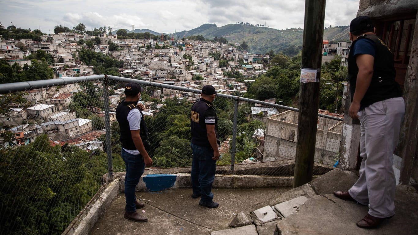 Polizisten in Guatemala City: In der Stadt wurde eine deutsche Lehrerin getötet. (Symbolfoto)