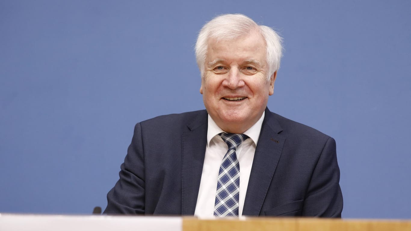 Horst Seehofer: Der scheidende Innenminister will sich in seinem Ruhestand mehr seinen Modelleisenbahnen widmen.