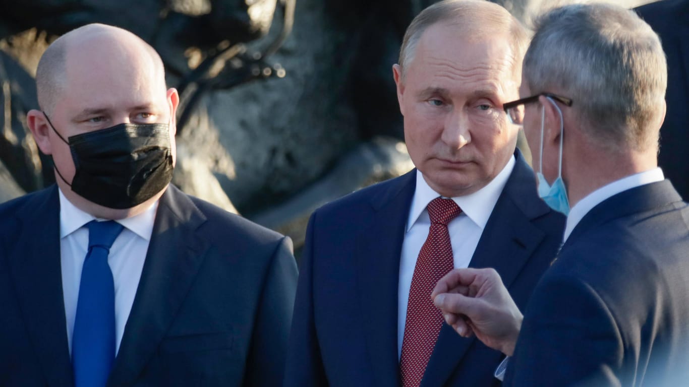 Putin greift in der Pandemie zu verzweifelten Maßnahmen: So haben alle Russen aktuell eine Woche arbeitsfrei.